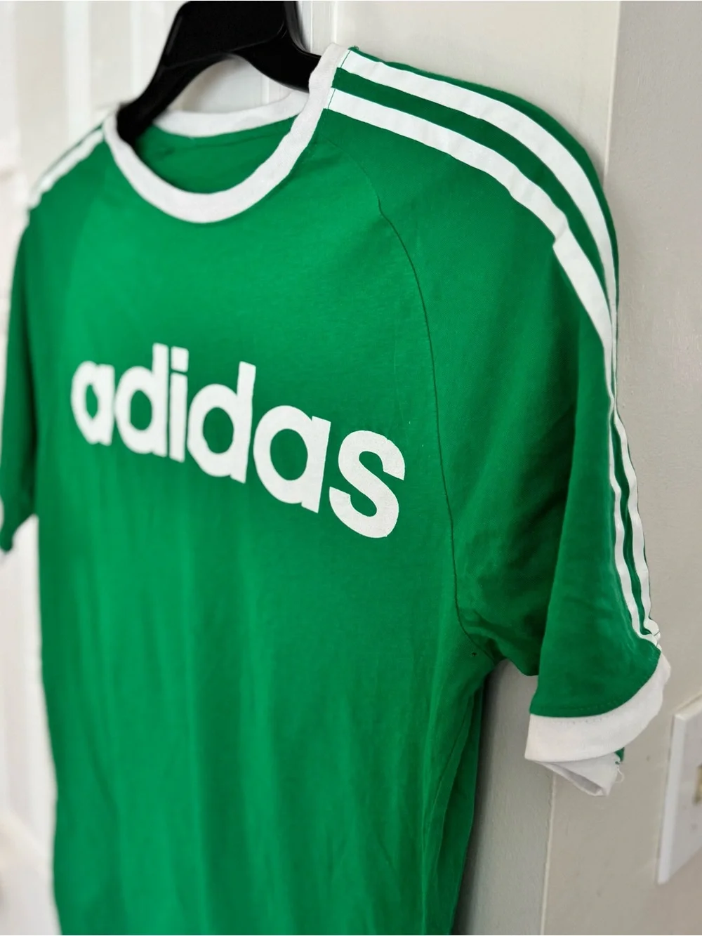 Adidas Green T-Shirt Men’s Medium Logo Tee White Stripes Cotton NWOT - Picture 6 of 10